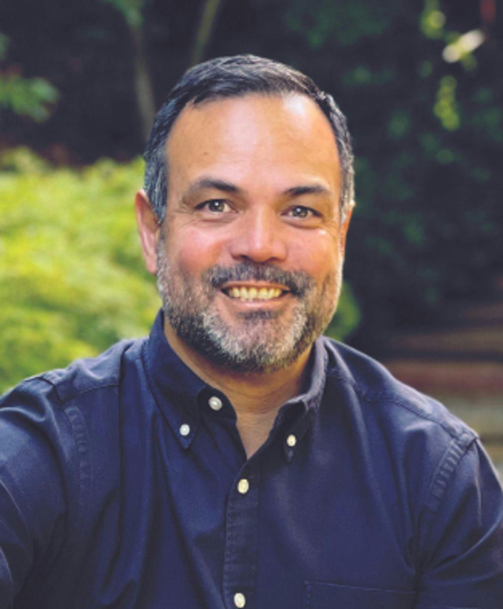 Rich Fernandez - Rich Fernandez is CEO of the Search Inside Yourself Leadership Institute (SIYLI), an organization originally developed at Google. Rich was previously Director of Executive Education at Google, and Head of Learning & Organizational Development at eBay.